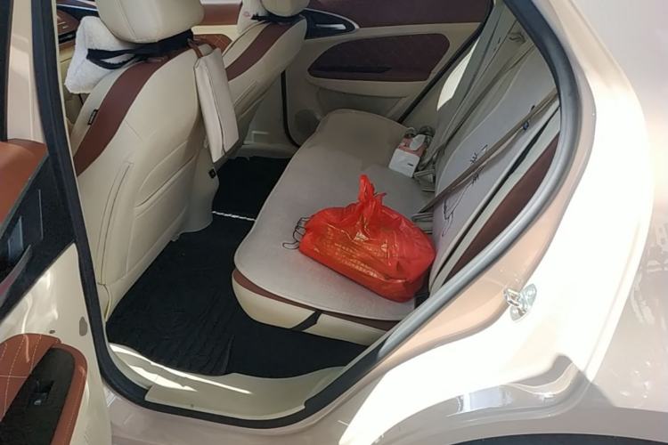 Used ORA Good Cat 2021 400km Standard Range Athena Edition Lithium-Ion Battery Left Rear Seat