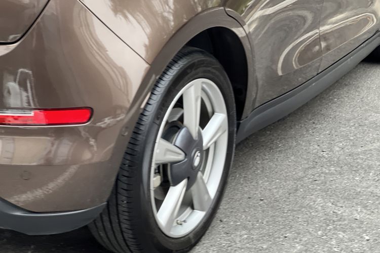 Used ORA Good Cat 2021 400km Standard Range Athena Edition Lithium-Ion Battery Right Rear Wheel Hub