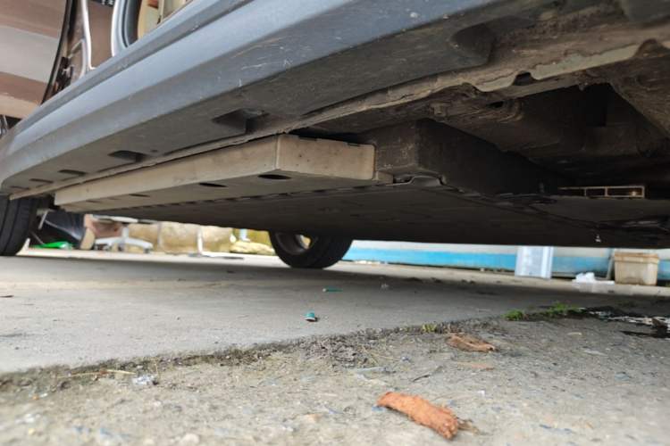 Used ORA Good Cat 2021 400km Standard Range Venus Edition Lithium Iron Phosphate Right Side Sill