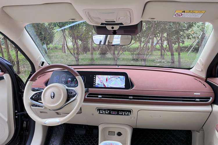 Used ORA Good Cat 2021 400km Standard Range Athena Edition Lithium-Ion Battery Steering Wheel