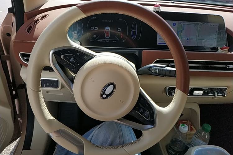 Used ORA Good Cat 2021 400km Standard Range Athena Edition Lithium-Ion Battery Steering Wheel