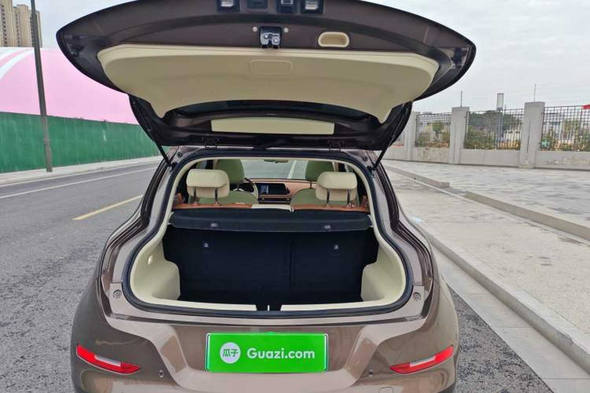 Used ORA Good Cat 2021 400km Standard Range Venus Edition Lithium-Ion Battery Trunk