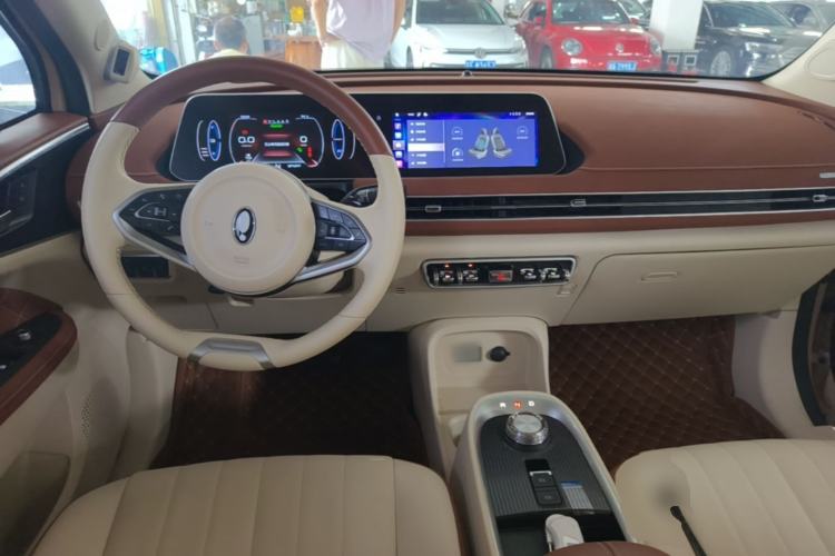 Used ORA Good Cat 2021 400km Standard Range Athena Edition Lithium Iron Phosphate Center Console