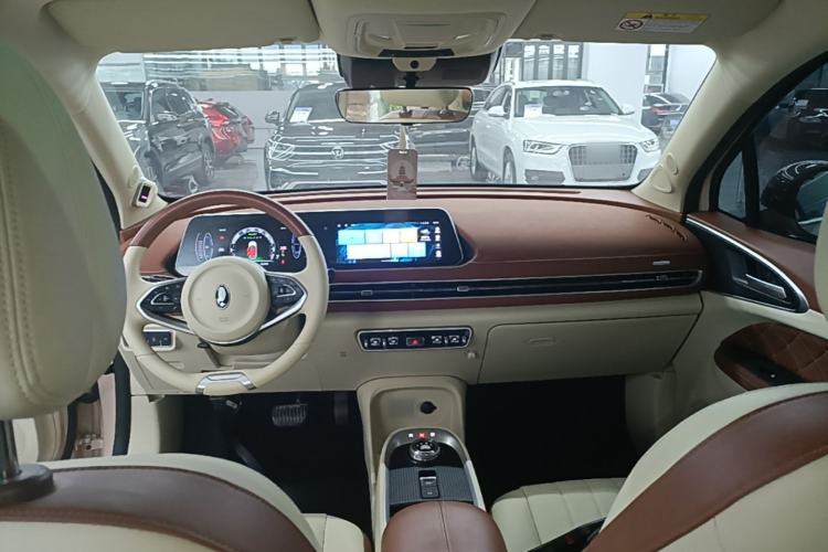 Used ORA Good Cat 2021 500km Long-Range Poseidon Edition Lithium-Ion Battery Center Console