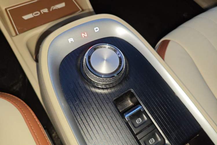 Used ORA Good Cat 2021 400km Standard Range Athena Edition Lithium-Ion Battery Gear Lever