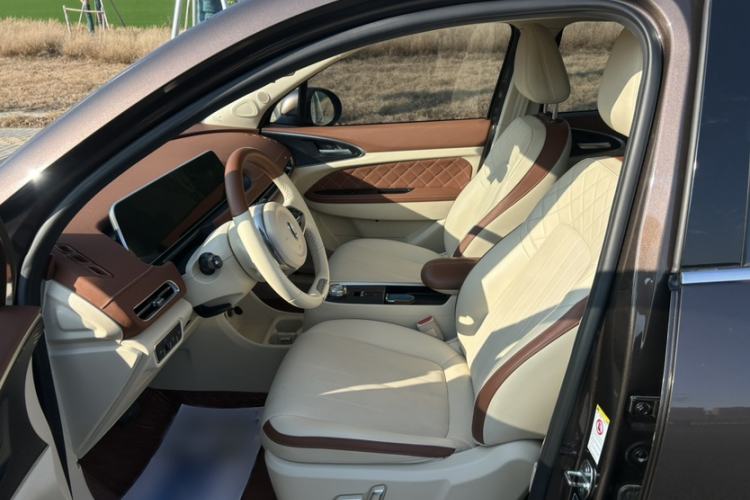 Used ORA Good Cat 2021 400km Standard Range Athena Edition Lithium-Ion Battery Interior 1