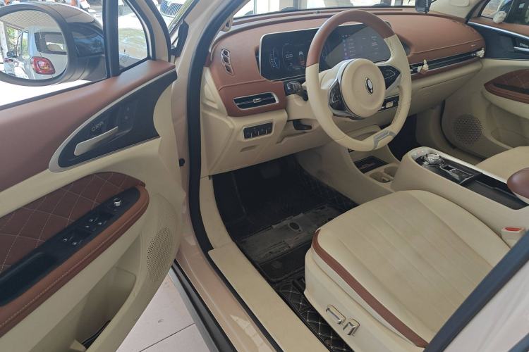 Used ORA Good Cat 2021 400km Standard Range Athena Edition Lithium Iron Phosphate Interior 2