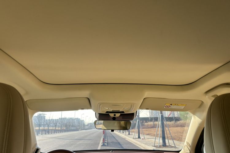 Used ORA Good Cat 2021 400km Standard Range Athena Edition Lithium-Ion Battery Interior 3