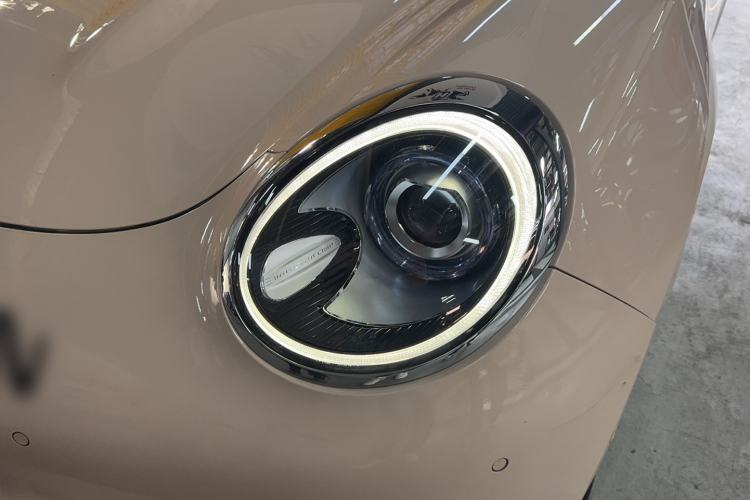 Used ORA Good Cat 2021 400km Standard Range Athena Edition Lithium-Ion Battery Left Front Headlight