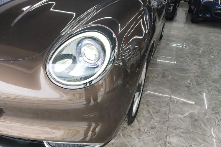 Used ORA Good Cat 2021 400km Standard Range Athena Edition Lithium-Ion Battery Left Front Headlight