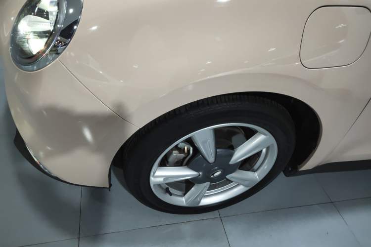 Used ORA Good Cat 2021 400km Standard Range Venus Edition Lithium Iron Phosphate Left Front Wheel Hub