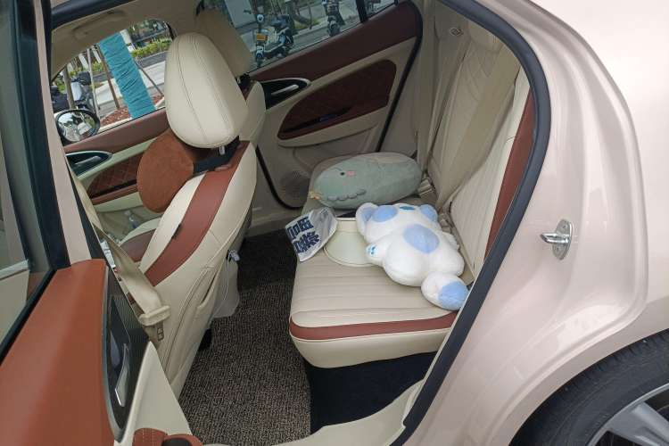 Used ORA Good Cat 2021 500km Long-Range Poseidon Edition Lithium-Ion Battery Left Rear Seat