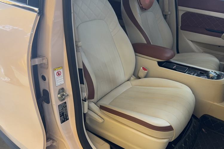 Used ORA Good Cat 2021 400km Standard Range Athena Edition Lithium-Ion Battery Right Front Seat