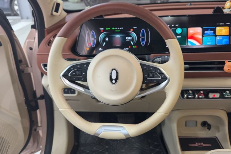 Used ORA Good Cat 2021 400km Standard Range Athena Edition Lithium-Ion Battery Steering Wheel