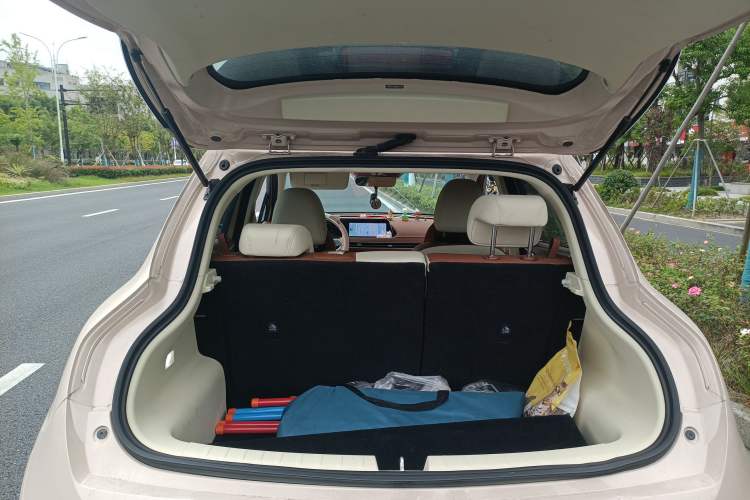 Used ORA Good Cat 2021 500km Long-Range Poseidon Edition Lithium-Ion Battery Trunk