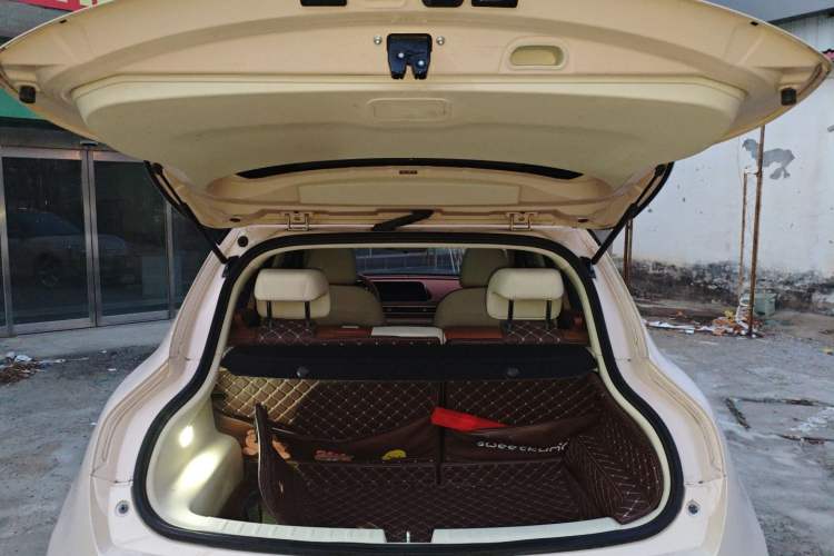 Used ORA Good Cat 2021 400km Standard Range Athena Edition Lithium-Ion Battery Trunk
