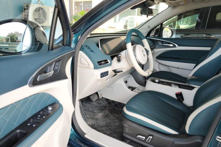 Used ORA Good Cat 2021 400km Standard Range Athena Edition Lithium-Ion Battery Driver Seat