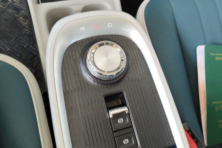 Used ORA Good Cat 2021 400km Standard Range Athena Edition Lithium-Ion Battery Gear Lever