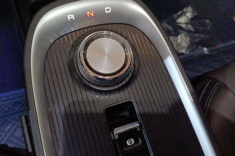 Used ORA Good Cat 2021 400km Standard Range Athena Edition Lithium-Ion Battery Gear Lever