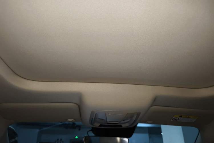 Used ORA Good Cat 2021 400km Standard Range Venus Edition Lithium Iron Phosphate Headliner