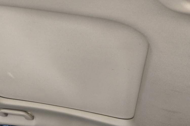 Used ORA Good Cat 2021 400km Standard Range Venus Edition Lithium Iron Phosphate Headliner
