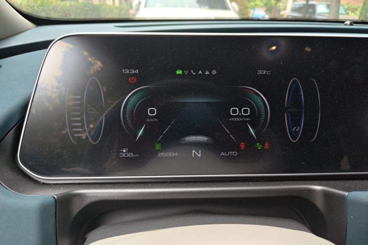 Used ORA Good Cat 2021 400km Standard Range Venus Edition Lithium Iron Phosphate Instrument Cluster