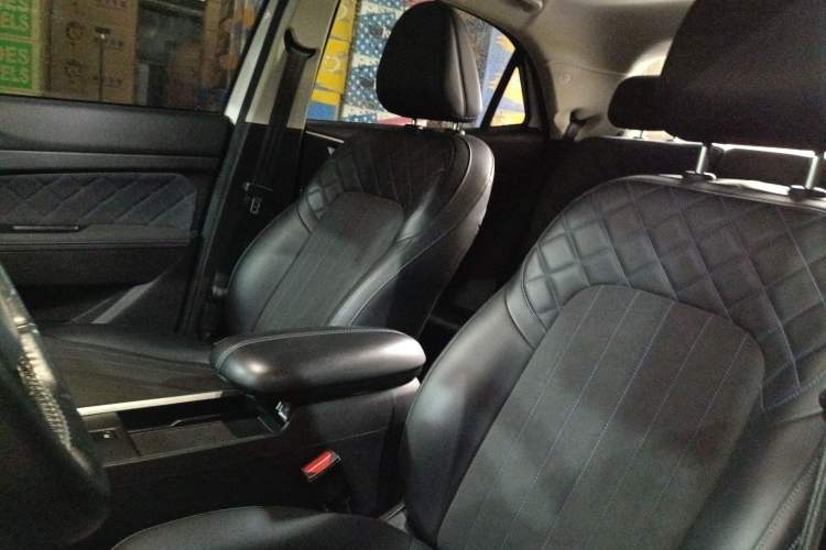 Used ORA Good Cat 2021 400km Standard Range Athena Edition Lithium-Ion Battery Left Front Seat