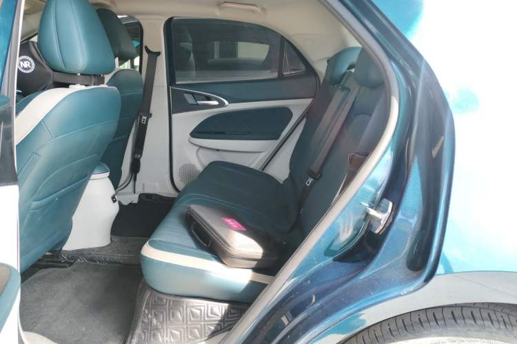 Used ORA Good Cat 2021 400km Standard Range Athena Edition Lithium-Ion Battery Left Rear Seat