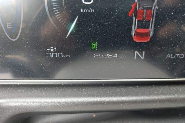Used ORA Good Cat 2021 400km Standard Range Venus Edition Lithium Iron Phosphate Odometer Close Up