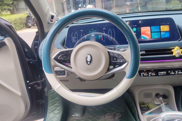 Used ORA Good Cat 2021 400km Standard Range Athena Edition Lithium Iron Phosphate Steering Wheel