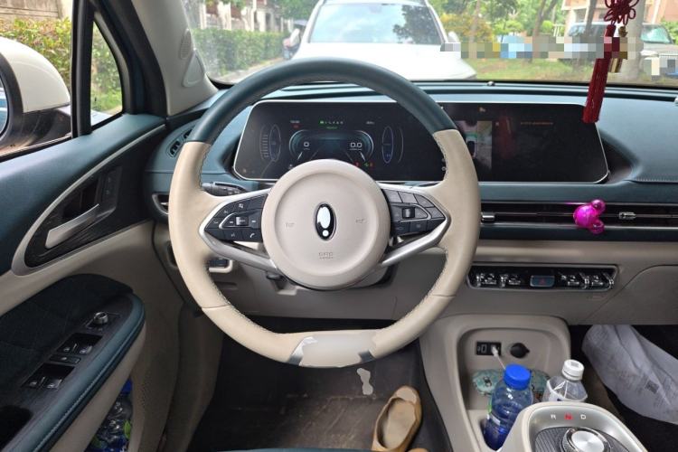 Used ORA Good Cat 2021 400km Standard Range Venus Edition Lithium Iron Phosphate Steering Wheel