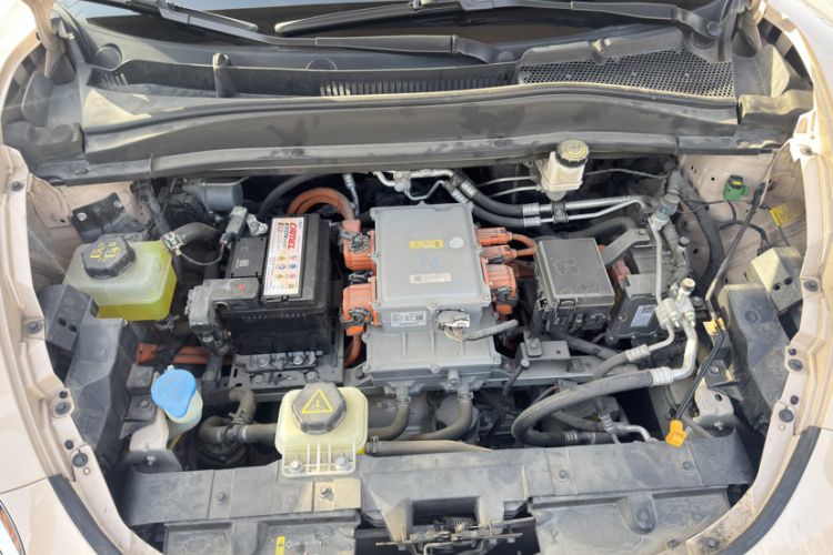 Used ORA Good Cat 2021 500km Long-Range Poseidon Edition Lithium-Ion Battery Engine Bay
