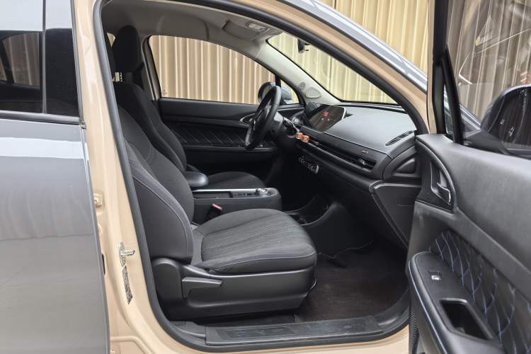Used ORA Good Cat 2021 400km Standard Range Muse Edition Lithium Iron Phosphate Interior 9