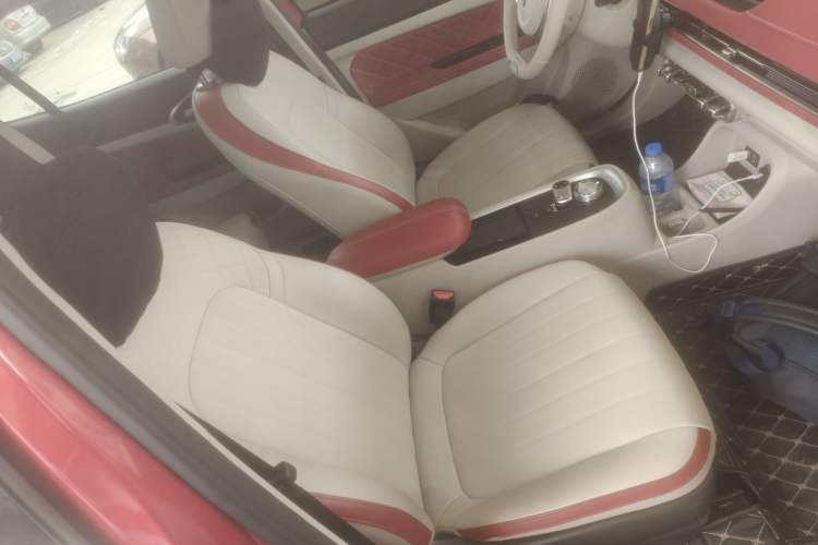 Used ORA Good Cat 2021 400km Standard Range Athena Edition Lithium-Ion Battery Right Front Seat