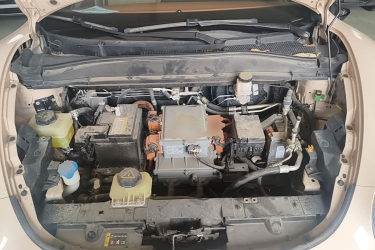 Used ORA Good Cat 2021 400km Standard Range Venus Edition Lithium-Ion Battery Engine Bay