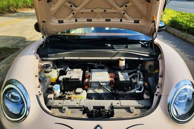 Used ORA Good Cat 2021 400km Standard Range Venus Edition Lithium-Ion Battery Engine Bay