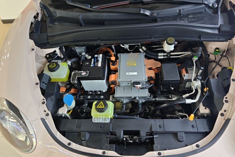 Used ORA Good Cat 2021 400km Standard Range Athena Edition Lithium-Ion Battery Engine Bay