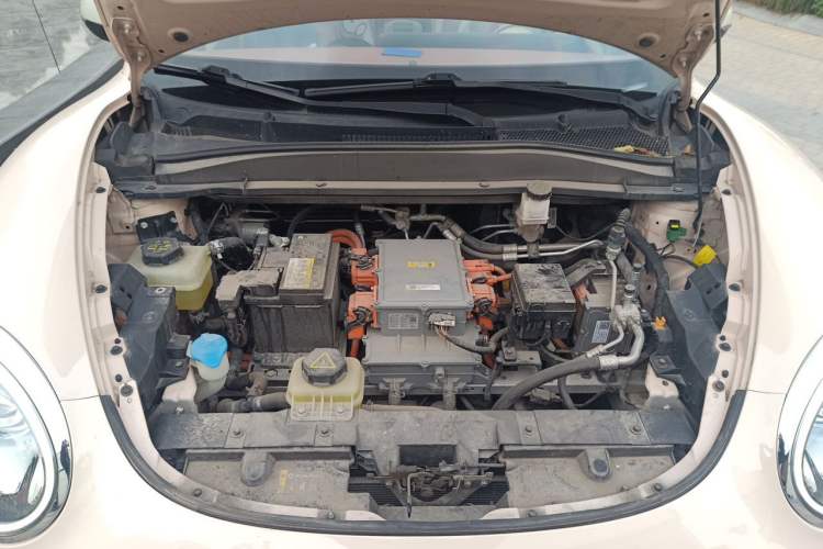 Used ORA Good Cat 2021 400km Standard Range Venus Edition Lithium-Ion Battery Engine Bay