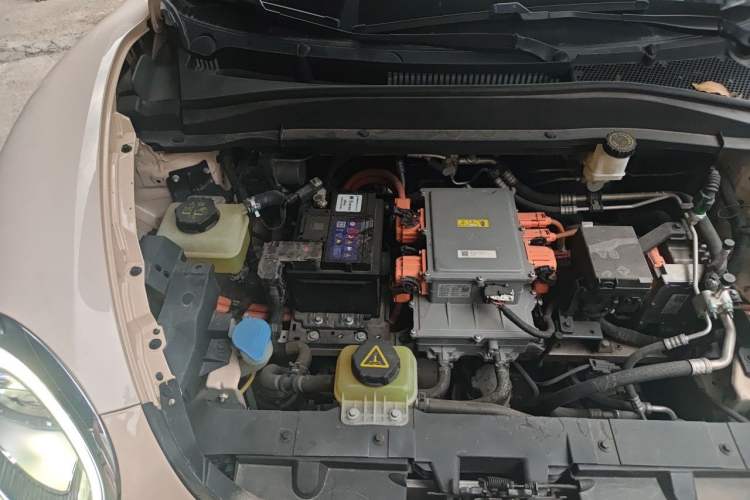 Used ORA Good Cat 2021 400km Standard Range Muse Edition Lithium-Ion Battery Engine Bay Right