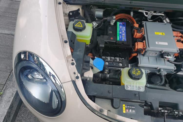 Used ORA Good Cat 2021 500km Long-Range Apollo Edition Ternary Lithium Engine Bay Right
