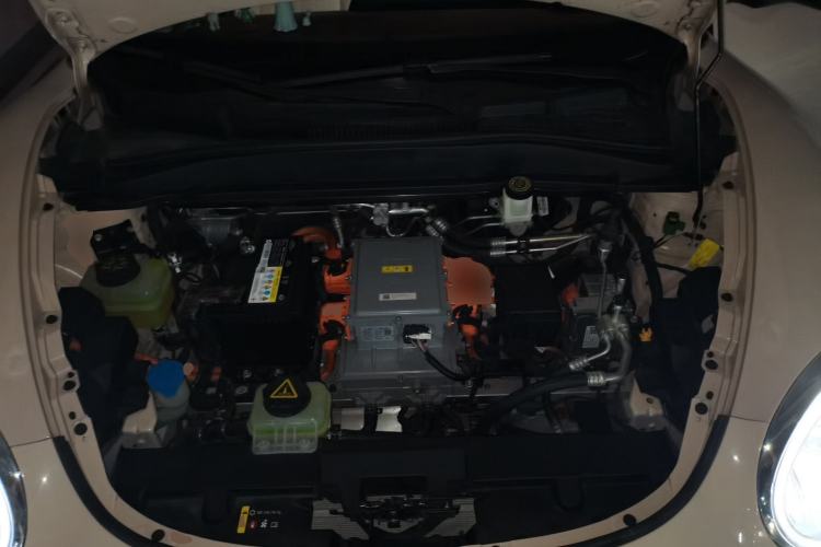 Used ORA Good Cat 2021 500km Long-Range Poseidon Edition Lithium-Ion Battery Engine Bay