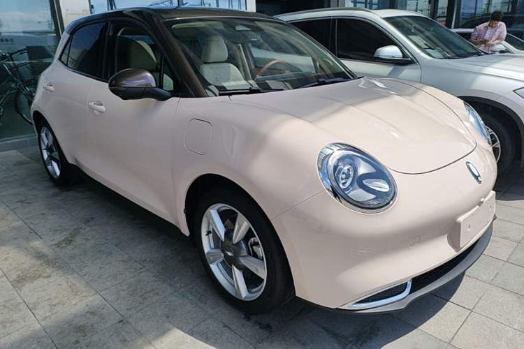 Used ORA Good Cat 2021 500km Long-Range Apollo Edition Ternary Lithium Exterior 1