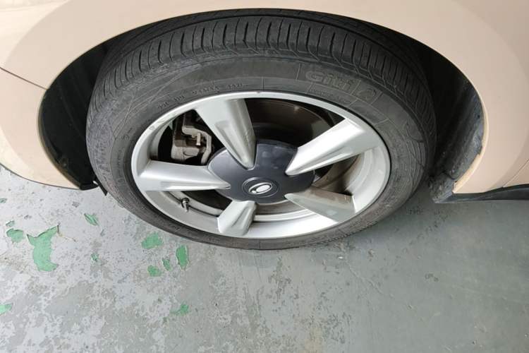Used ORA Good Cat 2021 400km Standard Range Venus Edition Lithium-Ion Battery Exterior 4