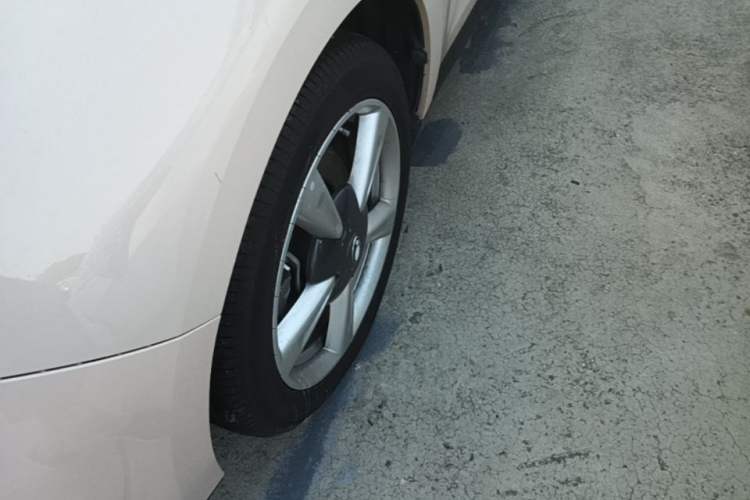 Used ORA Good Cat 2021 400km Standard Range Venus Edition Lithium-Ion Battery Exterior 4