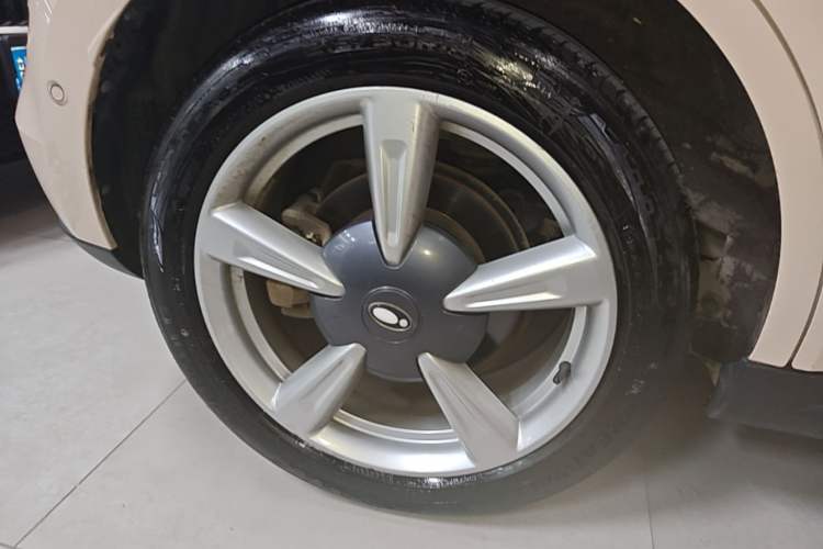 Used ORA Good Cat 2021 400km Standard Range Business Edition Lithium-Ion Battery Exterior 5