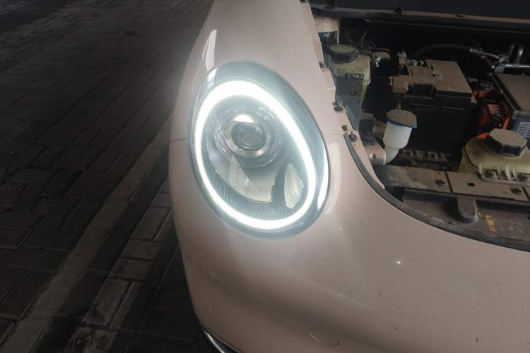 Used ORA Good Cat 2021 400km Standard Range Venus Edition Lithium-Ion Battery Exterior 6