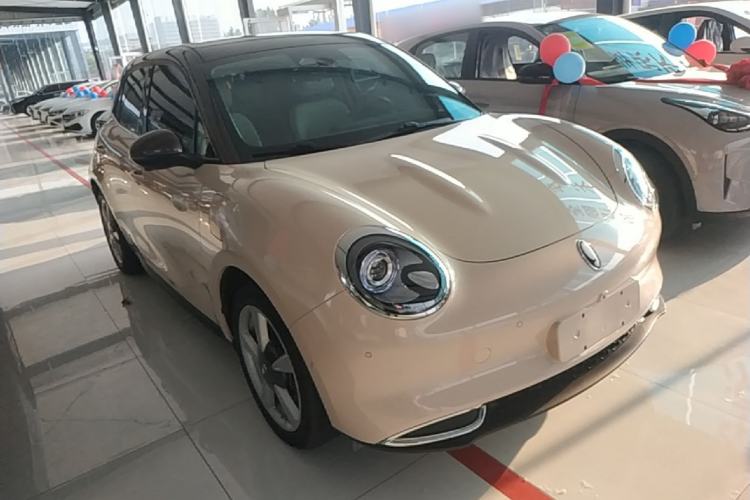 Used ORA Good Cat 2021 400km Standard Range Athena Edition Lithium-Ion Battery Front Right 45 Deg