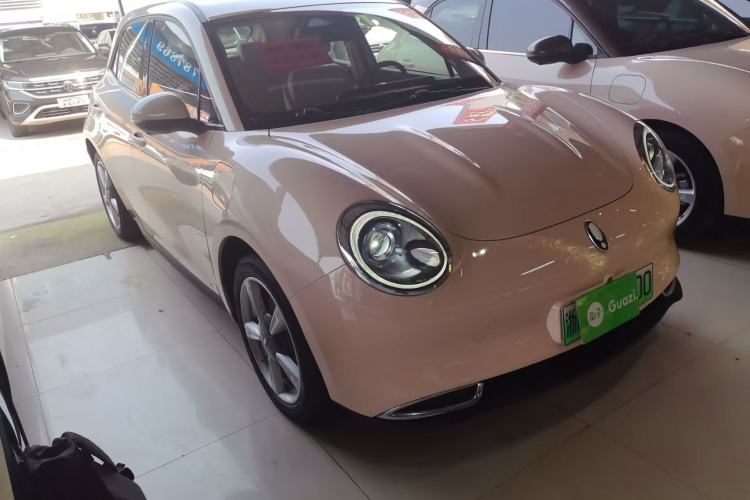 Used ORA Good Cat 2021 400km Standard Range Venus Edition Lithium-Ion Battery Front Right 45 Deg