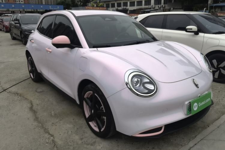 Used ORA Good Cat 2021 400km Standard Range Venus Edition Lithium-Ion Battery Front Right 45 Deg