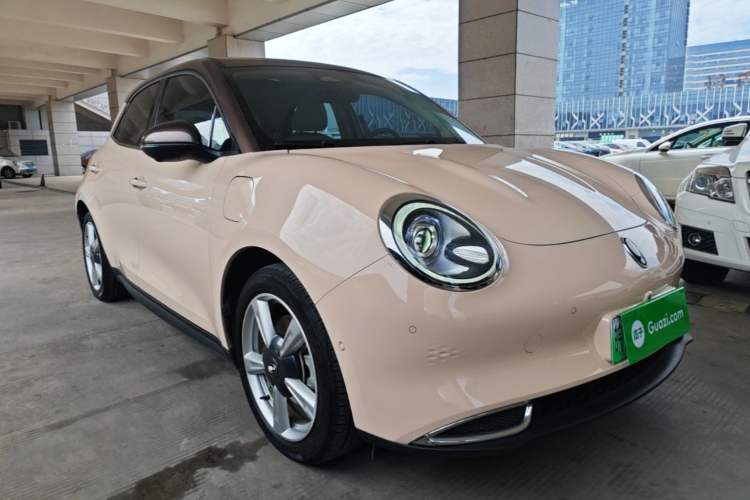 Used ORA Good Cat 2021 400km Standard Range Athena Edition Lithium-Ion Battery Front Right 45 Deg